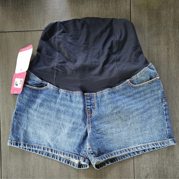 Ingrid & Isabel Maternity Denim Shorts Over Belly Crossover Size 8 NEW - Picture 1 of 7